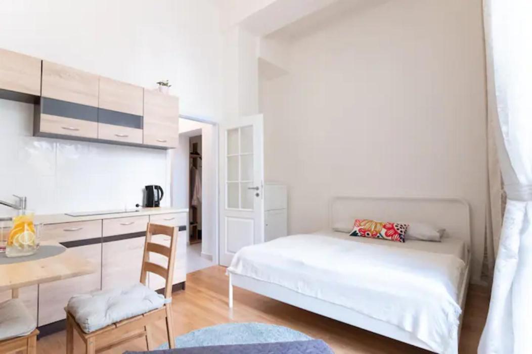 Favorite Apartment In The Center Of Prague 1 Exterior photo